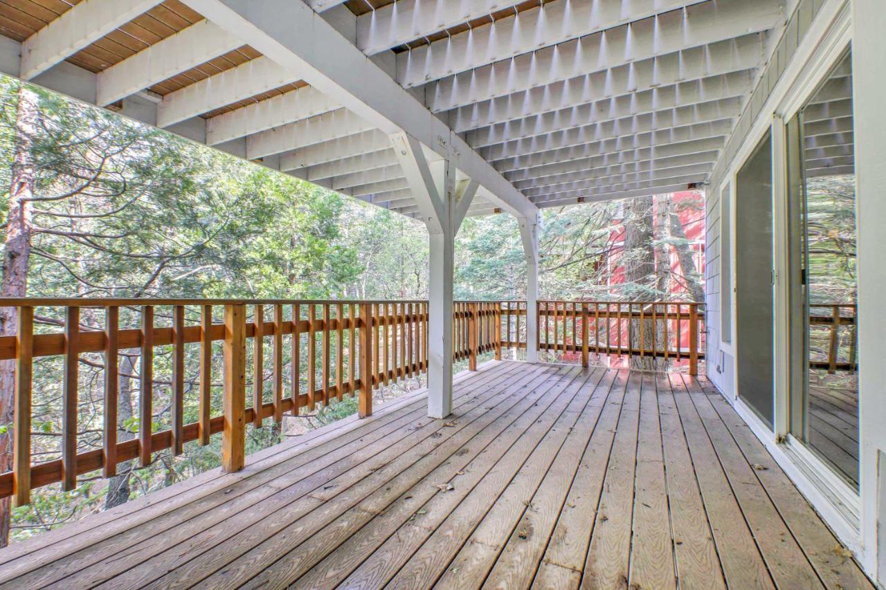 Gorgeous Lake Arrowhead Retreat Game Room And Deck Exteriér fotografie